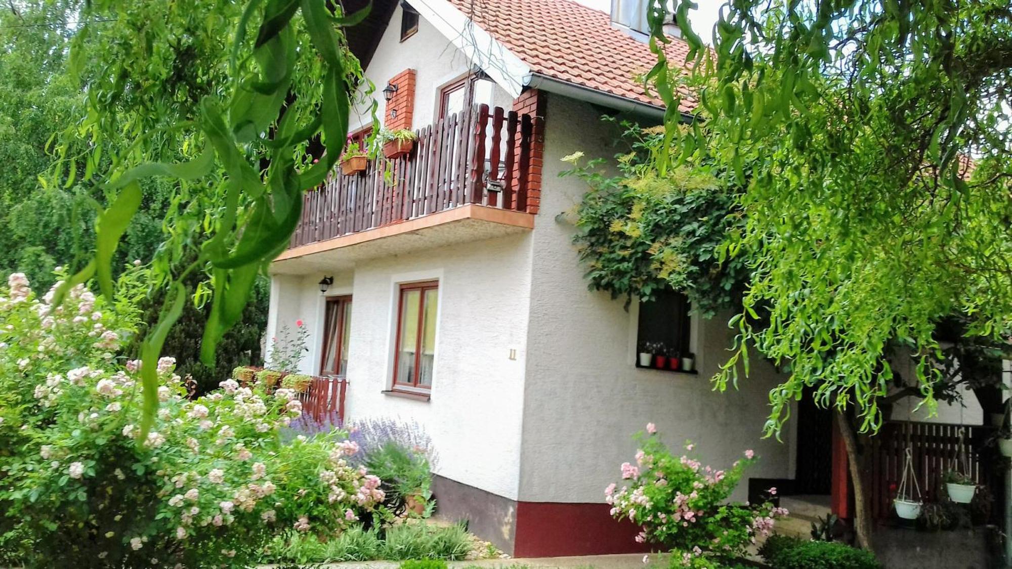 Holiday Home Nena Korenica Buitenkant foto